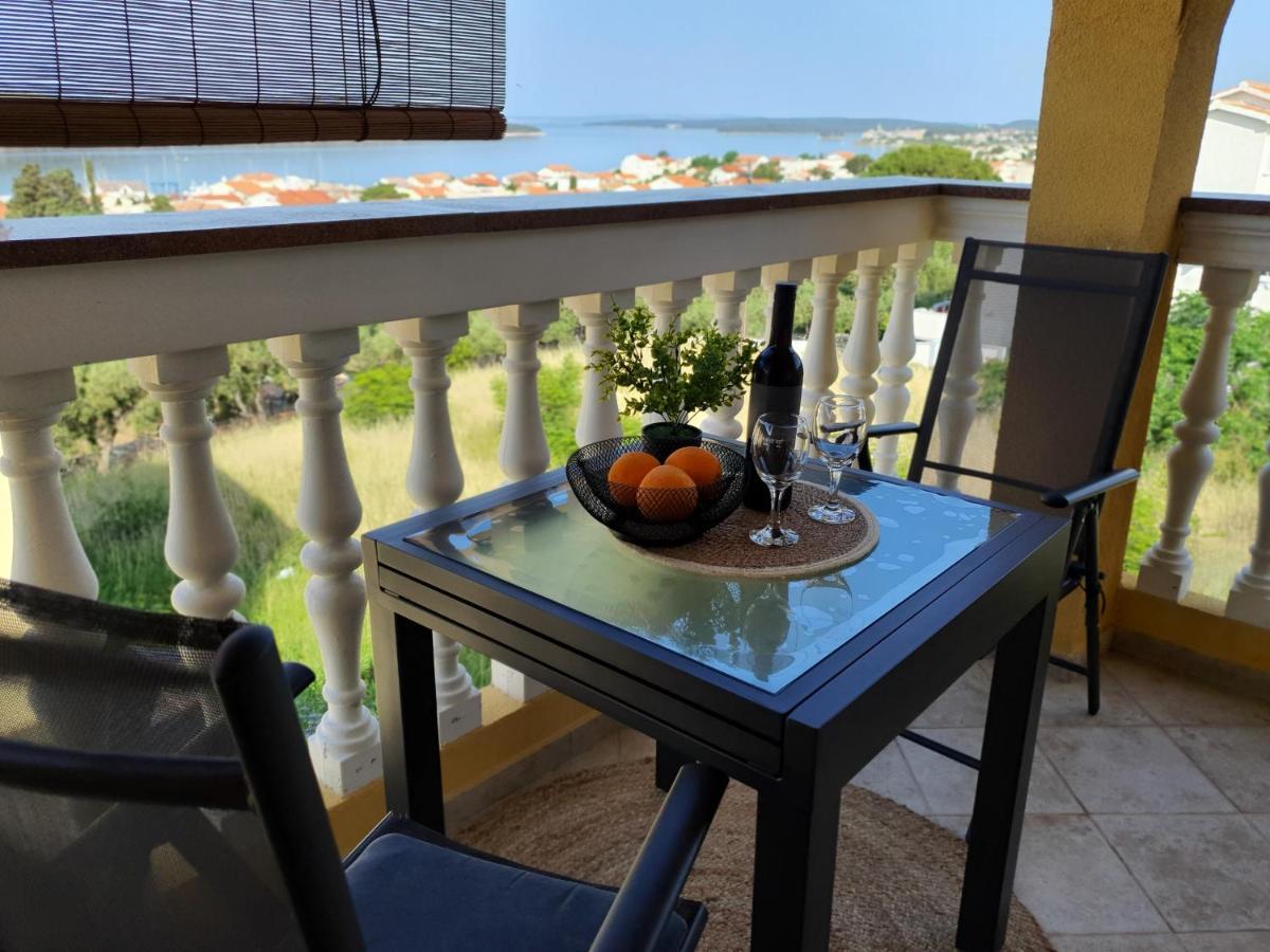 Apartman Mila Barbat na Rabu Buitenkant foto
