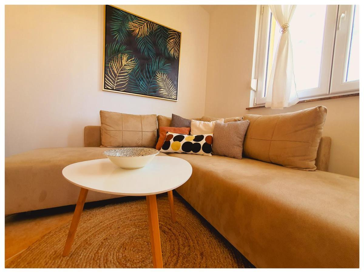Apartman Mila Barbat na Rabu Buitenkant foto